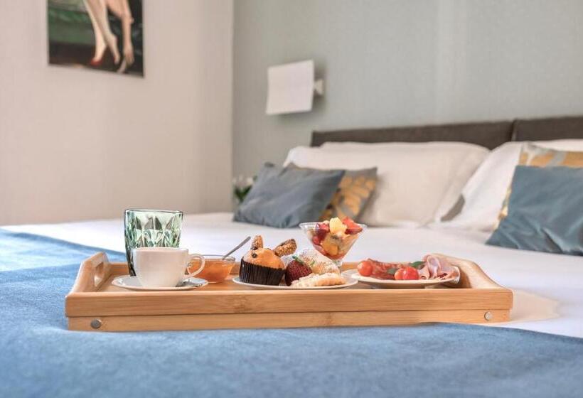 سوئیت با تخت بزرگ, Archè Design Rooms And Suites