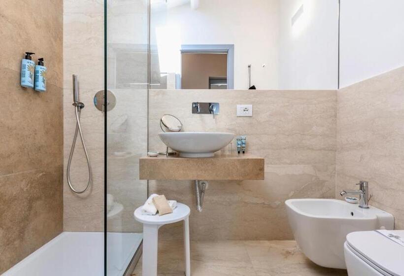 经济房, Archè Design Rooms And Suites