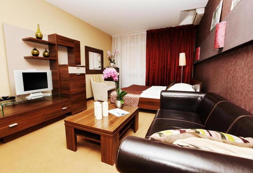 Номер бизнес-класса, City Hotel Nitra