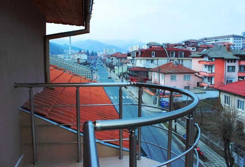 Пятиместный Стандартный Номер, Family Hotel Aleks