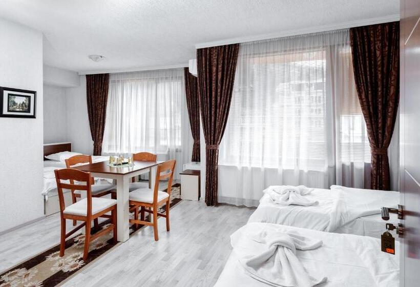 スタンダード5人部屋, Family Hotel Aleks