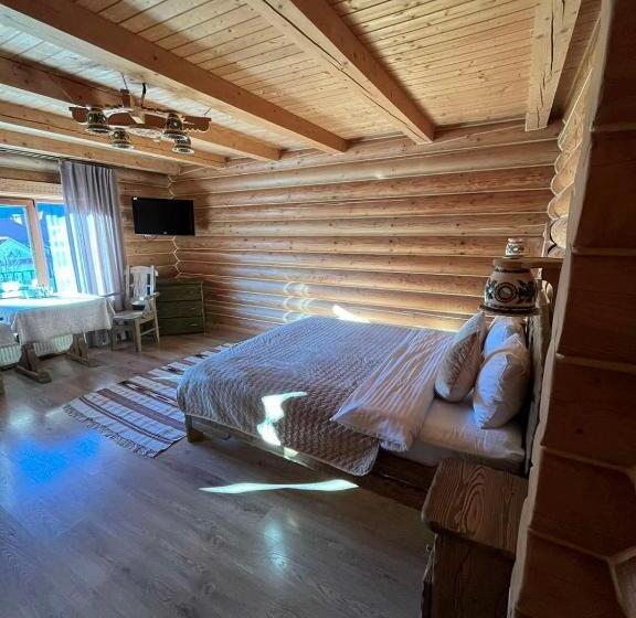 اتاق سوپریور سه تخته, Knyazhyj Dvir