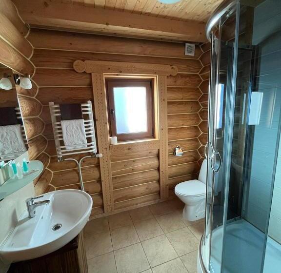 اتاق سوپریور سه تخته, Knyazhyj Dvir