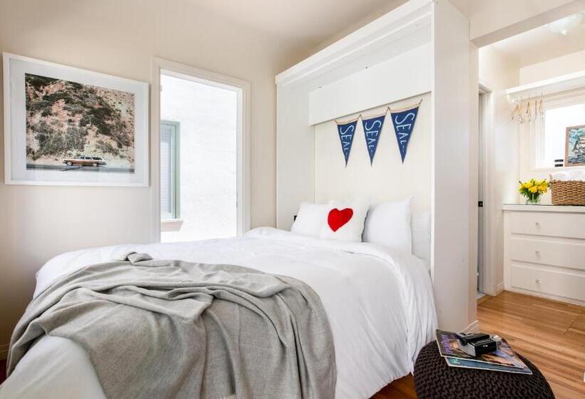 Студия Superior, Sonder The Bungalows