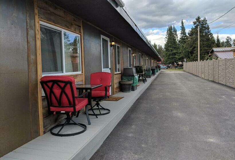 Номер Стандарт, Yellowstone Motel   Adults Only   All Rooms Have Kitchens