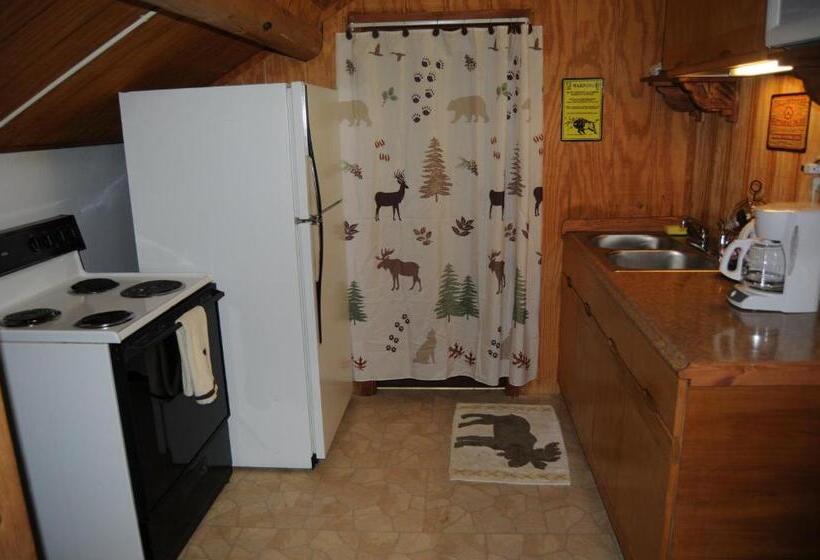 Апартаменты 1 Спальня, Yellowstone Motel   Adults Only   All Rooms Have Kitchens