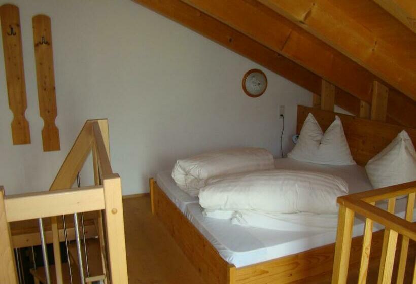 Апартаменты 1 Спальня с Балконом, Pension Villa Claudia Augusta