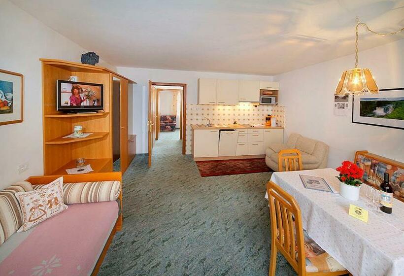Апартаменты 1 Спальня с Балконом, Pension Villa Claudia Augusta