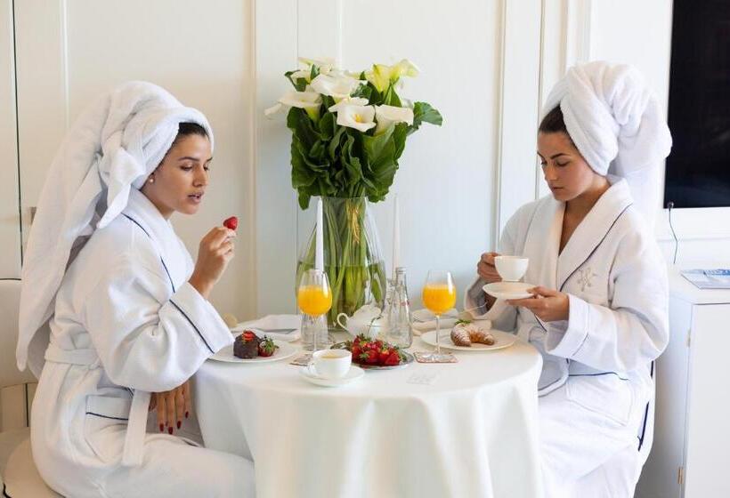 سوئیت پرزیدنت, Boutique Hotel Vissi D Arte