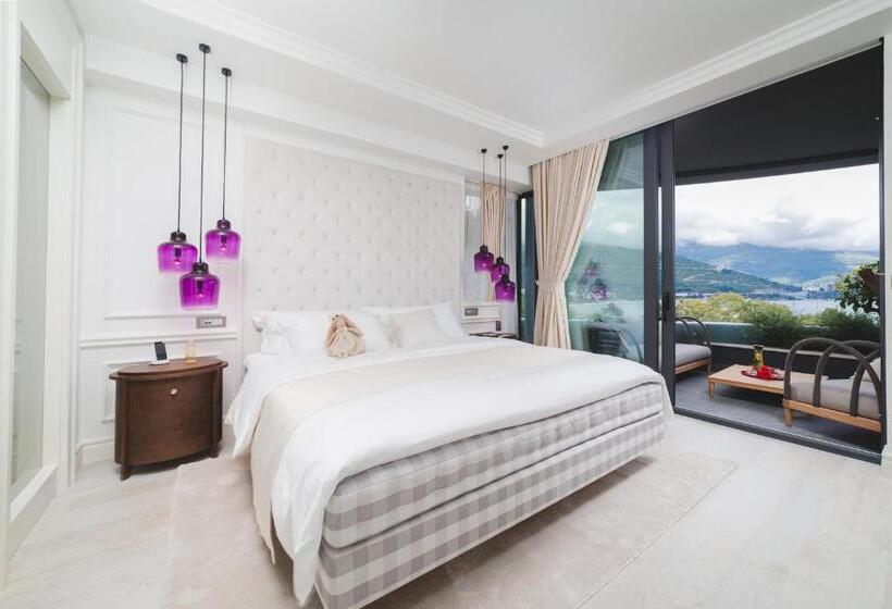 سوییت جونیور اجرایی, Boutique Hotel Vissi D Arte