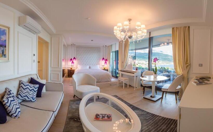 Deluxe Suite Sea View, Boutique Hotel Vissi D Arte