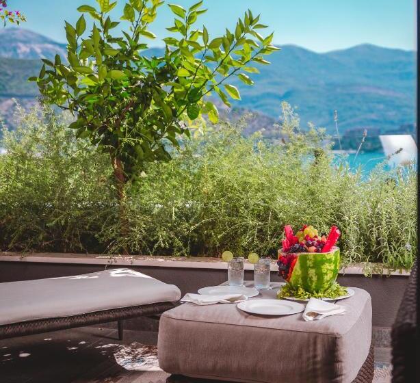 سوئیت اجرایی با چشمانداز دریا, Boutique Hotel Vissi D Arte