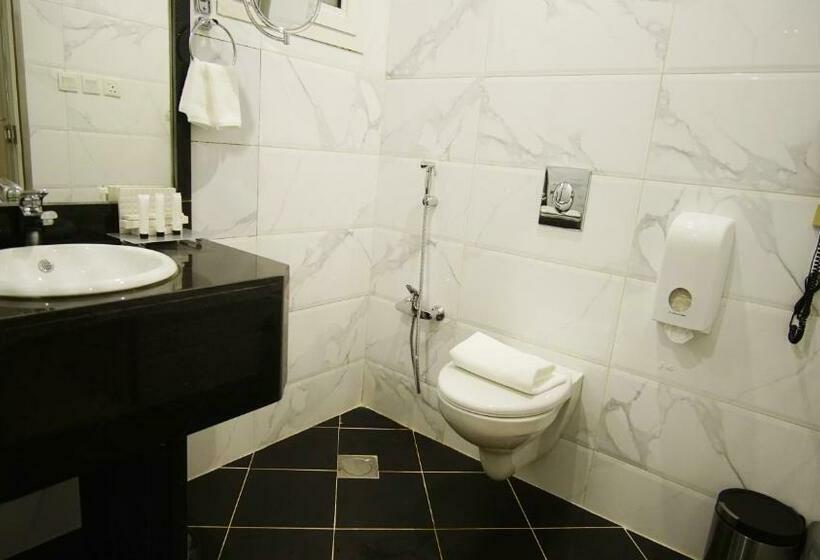 Quarto Estandar, Hayat Al Riyadh