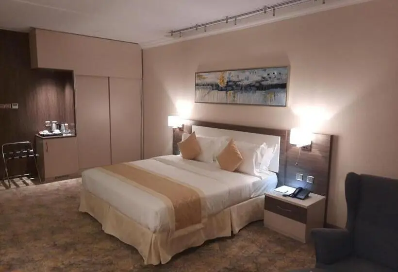 سوییت اجرایی, Hayat Al Riyadh
