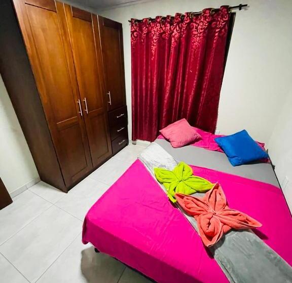 Номер Стандарт, Around Juan Santa María