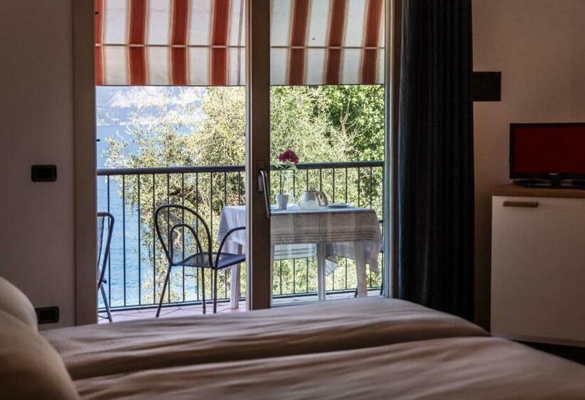 Standard studio with lake view, Residence Villa Al Lido