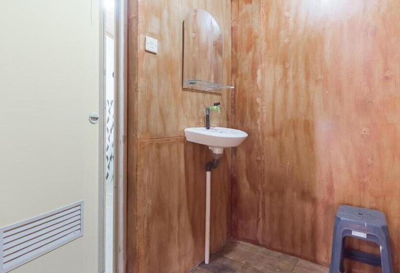 套房, Urbanview Hotel D Pineapple Villa Ciater By Reddoorz