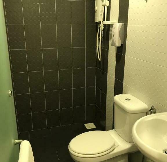 Pokój Deluxe, Goody