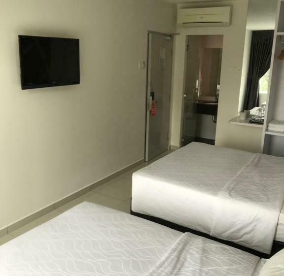 Pokój Rodzinny, Goody