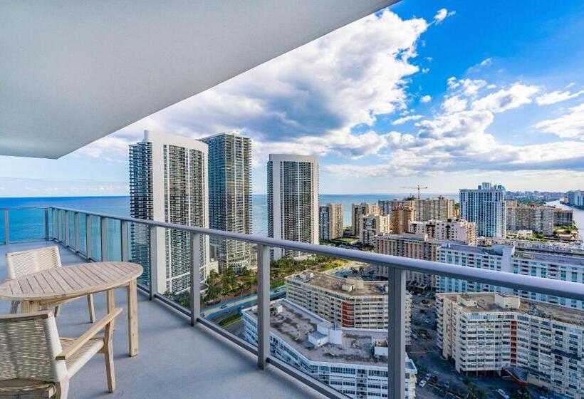 Люкс 2 Спальни, Hyde Beach House Hollywood Private Suites
