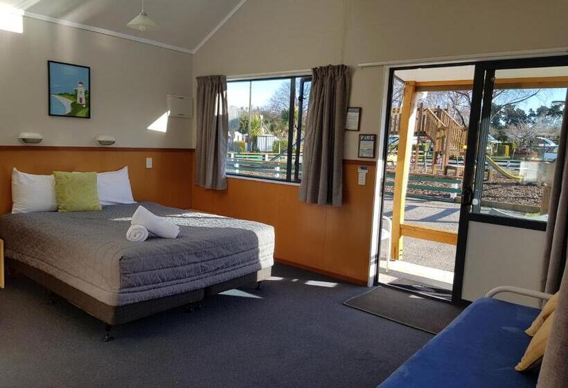 스탠다드 스튜디오, Timaru Top 10 Holiday Park