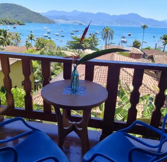 اتاق لوکس با بالکن و چشمانداز دریا, Pousada Bela Vista