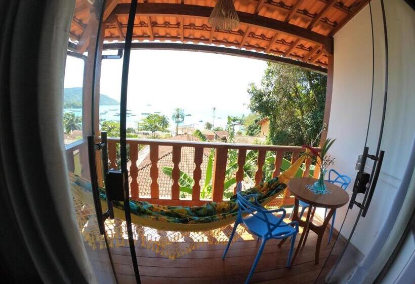 اتاق لوکس با بالکن و چشمانداز دریا, Pousada Bela Vista