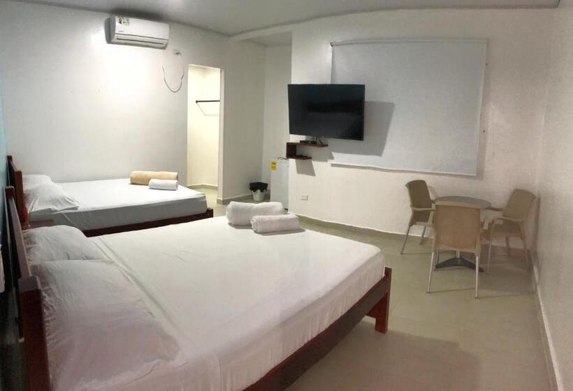 חדר קלאסי לארבעה, Apartahotel Caribe Diez