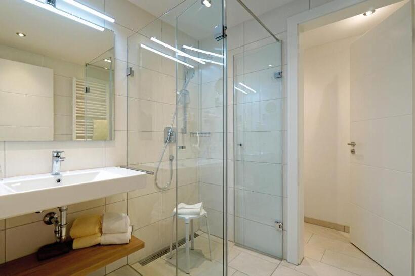 Номер Стандарт с Балконом, Appartementhotel Fidelio