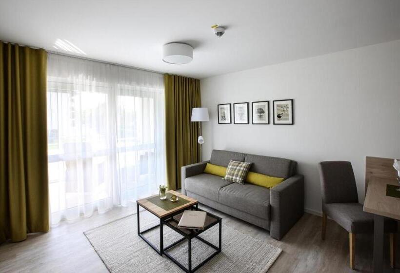 سوئیت با بالکن, Appartementhotel Fidelio
