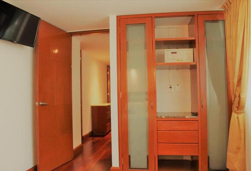 スタンダードルーム, Condesa Suites