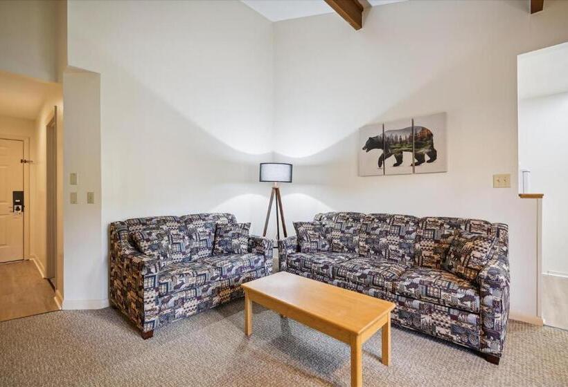 סוויטה, Cedarbrook Queen Suite 202