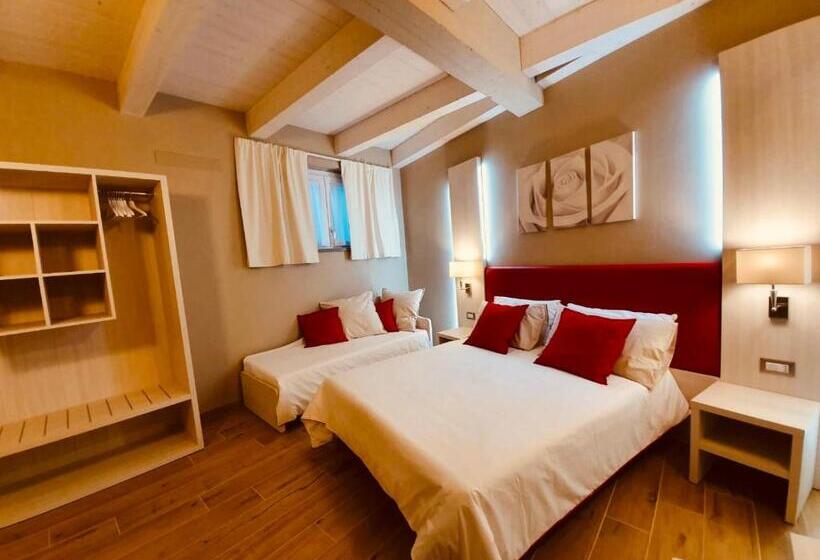 غرفة قياسية ثلاثية, La Dimora Di Via Trieste