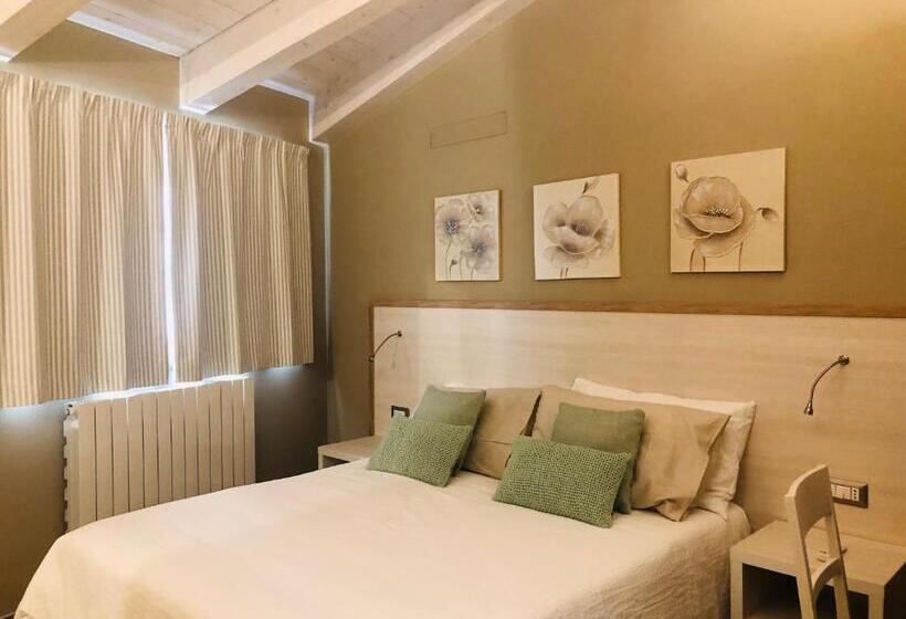 Номер Deluxe, La Dimora Di Via Trieste