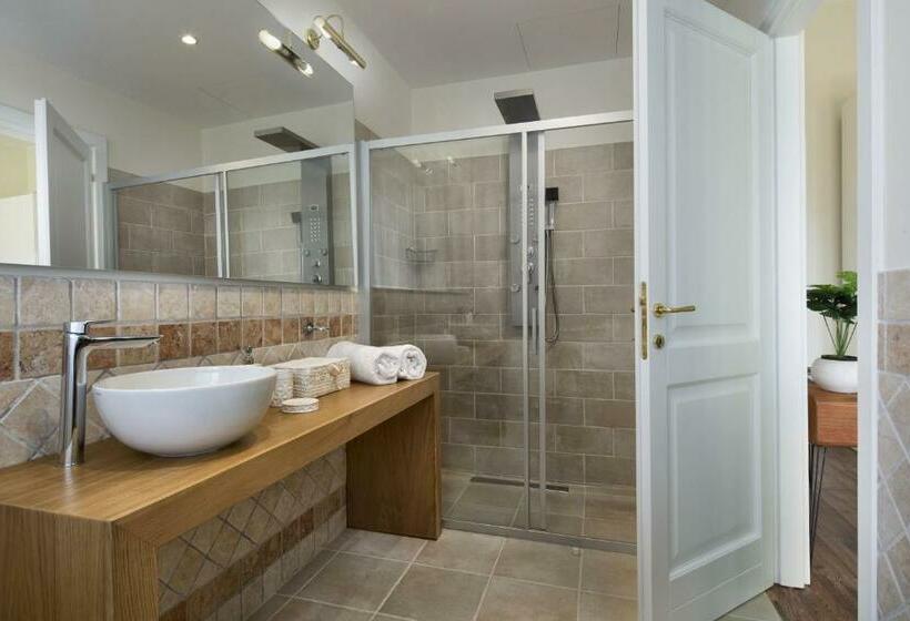 סוויטה עם טרסה, Luxury Rooms & Suites