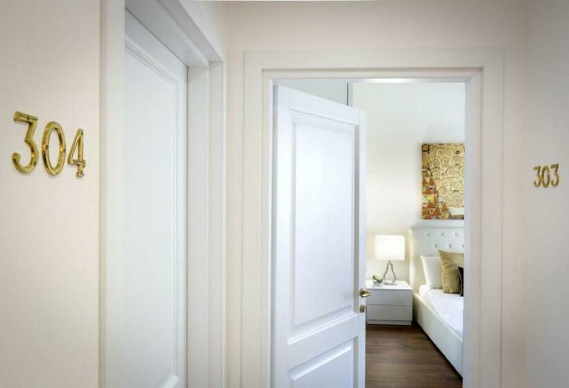 סוויטה עם טרסה, Luxury Rooms & Suites