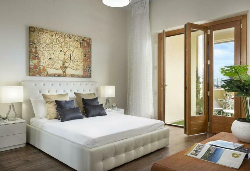 סוויטה עם טרסה, Luxury Rooms & Suites