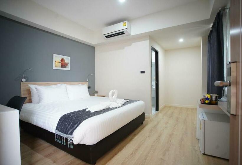 스탠다드 룸 킹사이즈 침대, Tisa Hotel Udonthani