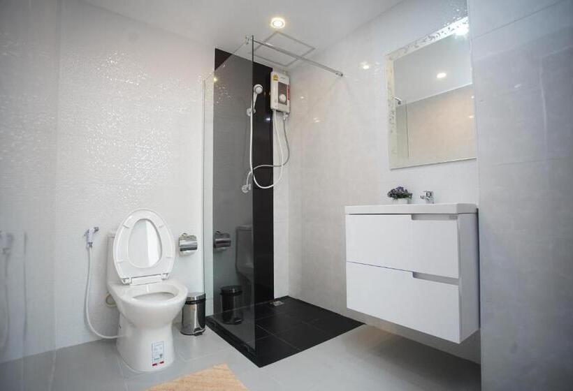 디럭스 룸, Tisa Hotel Udonthani