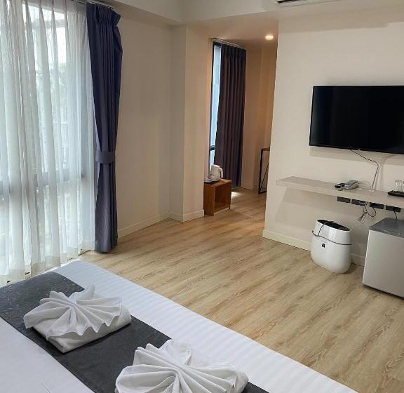 스탠다드 룸 킹사이즈 침대, Tisa Hotel Udonthani