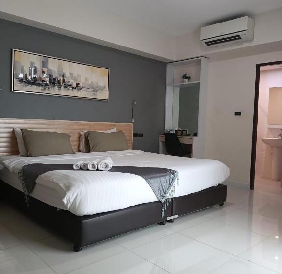 带大床的豪华间, Tisa Hotel Udonthani