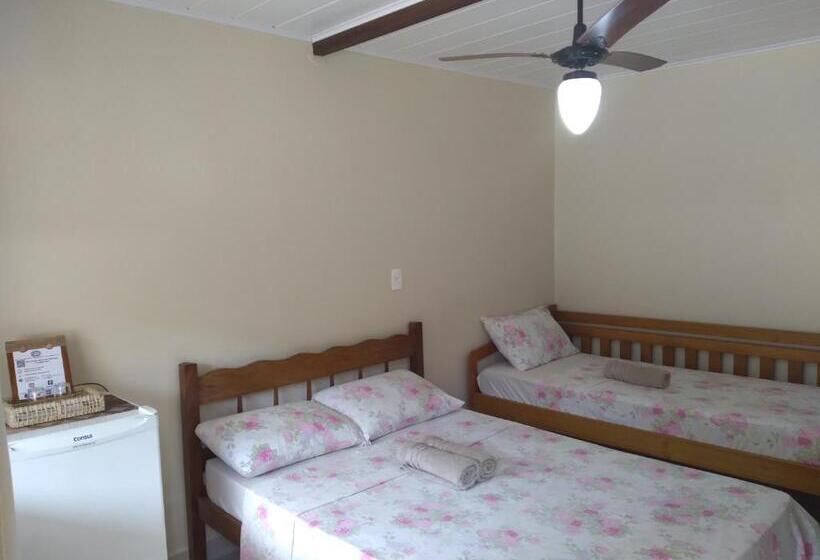3 Bett Standardzimmer Balkon, Pousada Marimbá