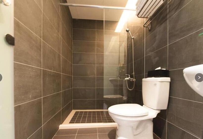 اتاق استاندارد یک نفره, Superman