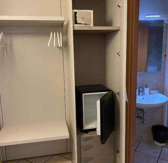 اتاق لوکس, B&b Alda