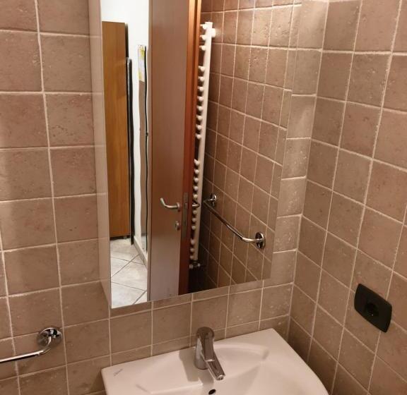 Номер Basic, B&b Alda