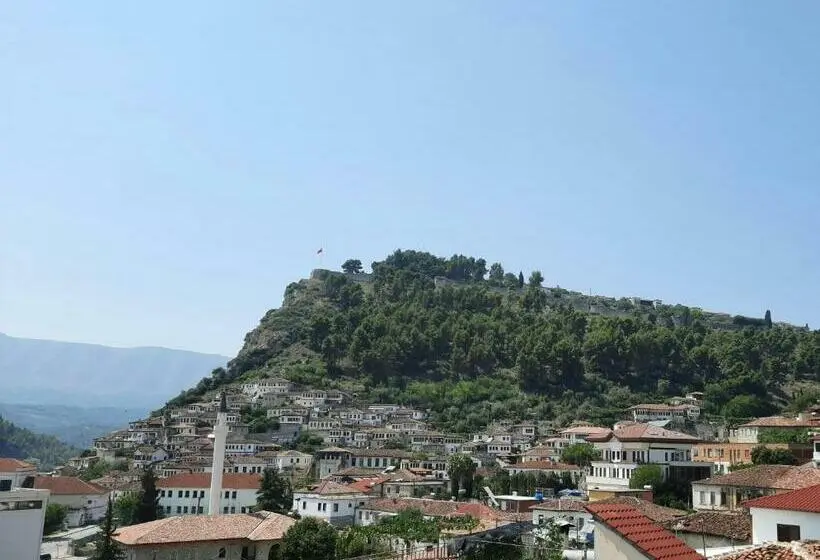 اتاق اکونومی, Guesthouse Pelivani