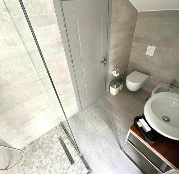 דירה בת חדר שינה 1 עם מרפסת, Vila Shard Boutique