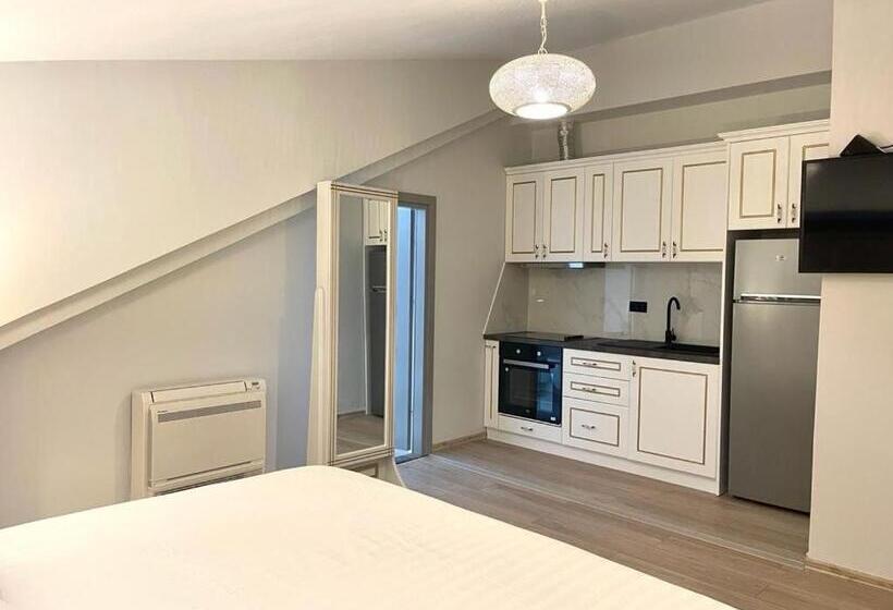 דירה בת חדר שינה 1 עם מרפסת, Vila Shard Boutique