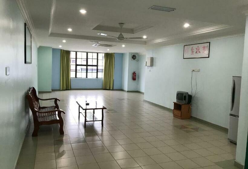 Family Suite, Seri Kangsar Kk