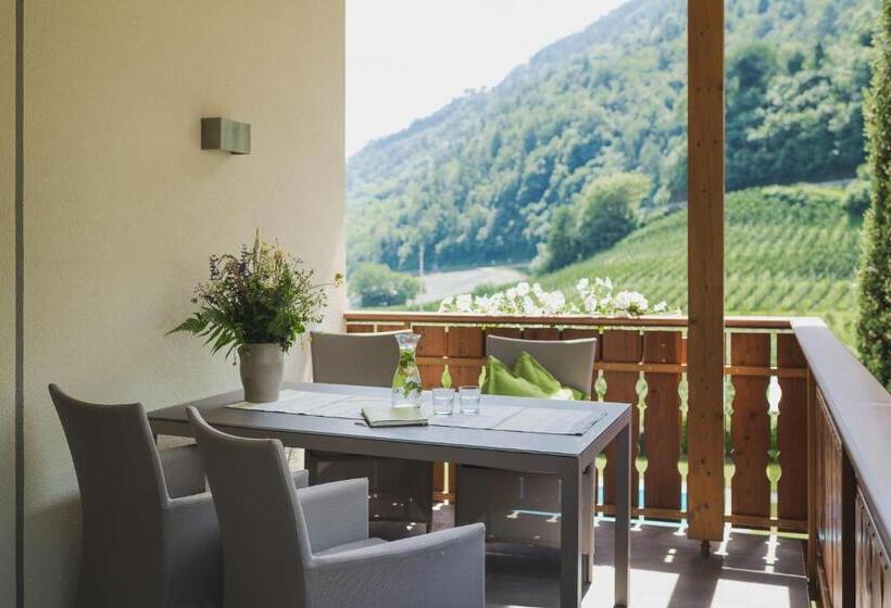 اتاق لوکس با بالکن, Untermairhof